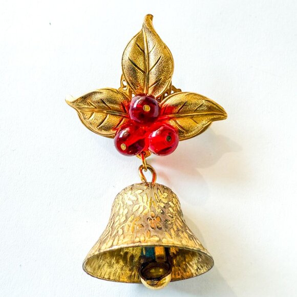 Vintage Gold Tone Miriam Haskell Holly Bell Brooch With Red Beads & Leaves - Picture 3 of 8